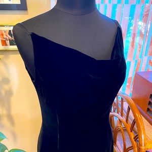 Brooks Brothers Velvet Full Length Gown – Tagged Sz 8